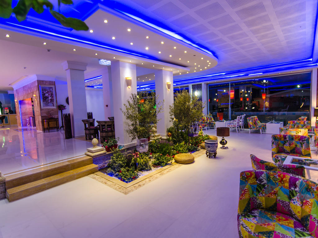 Phoenicia Luxury Hotel Mamaia Exterior foto