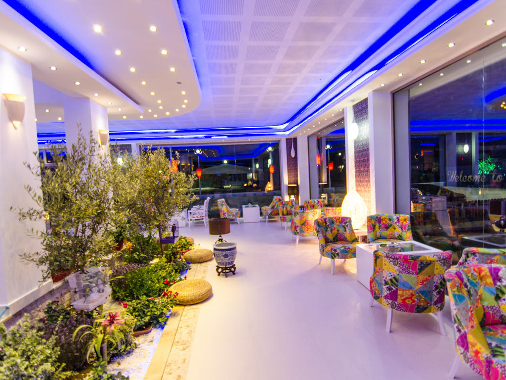 Phoenicia Luxury Hotel Mamaia Exterior foto