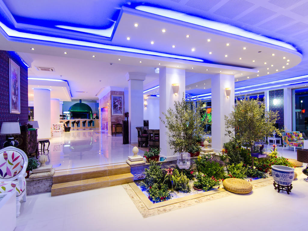 Phoenicia Luxury Hotel Mamaia Exterior foto